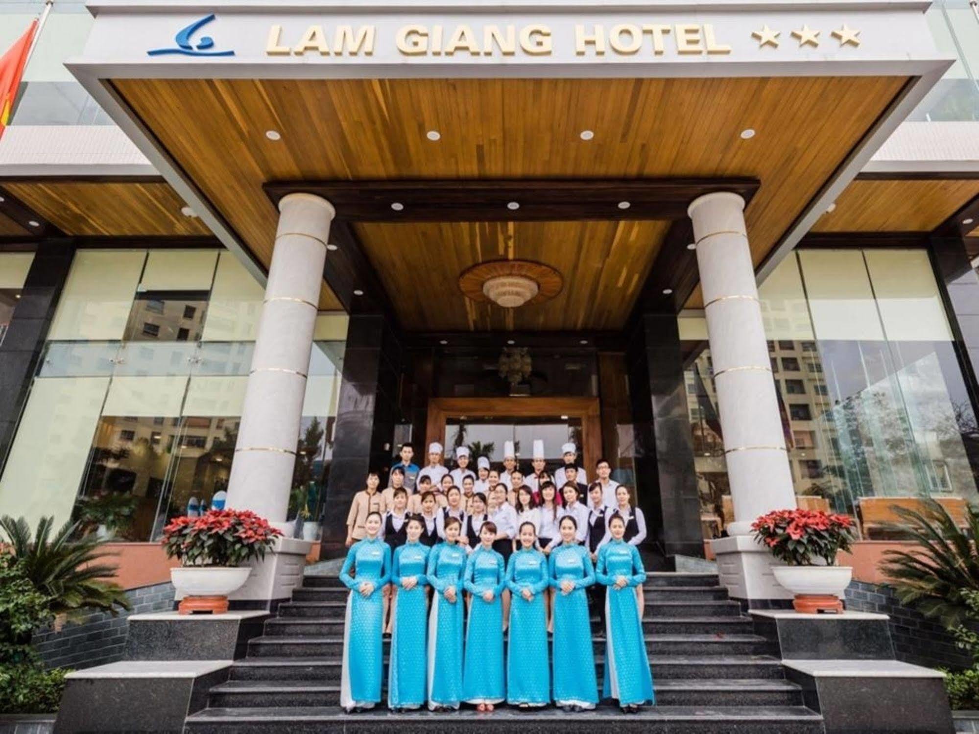 Lam Giang Hotel Вин Екстериор снимка