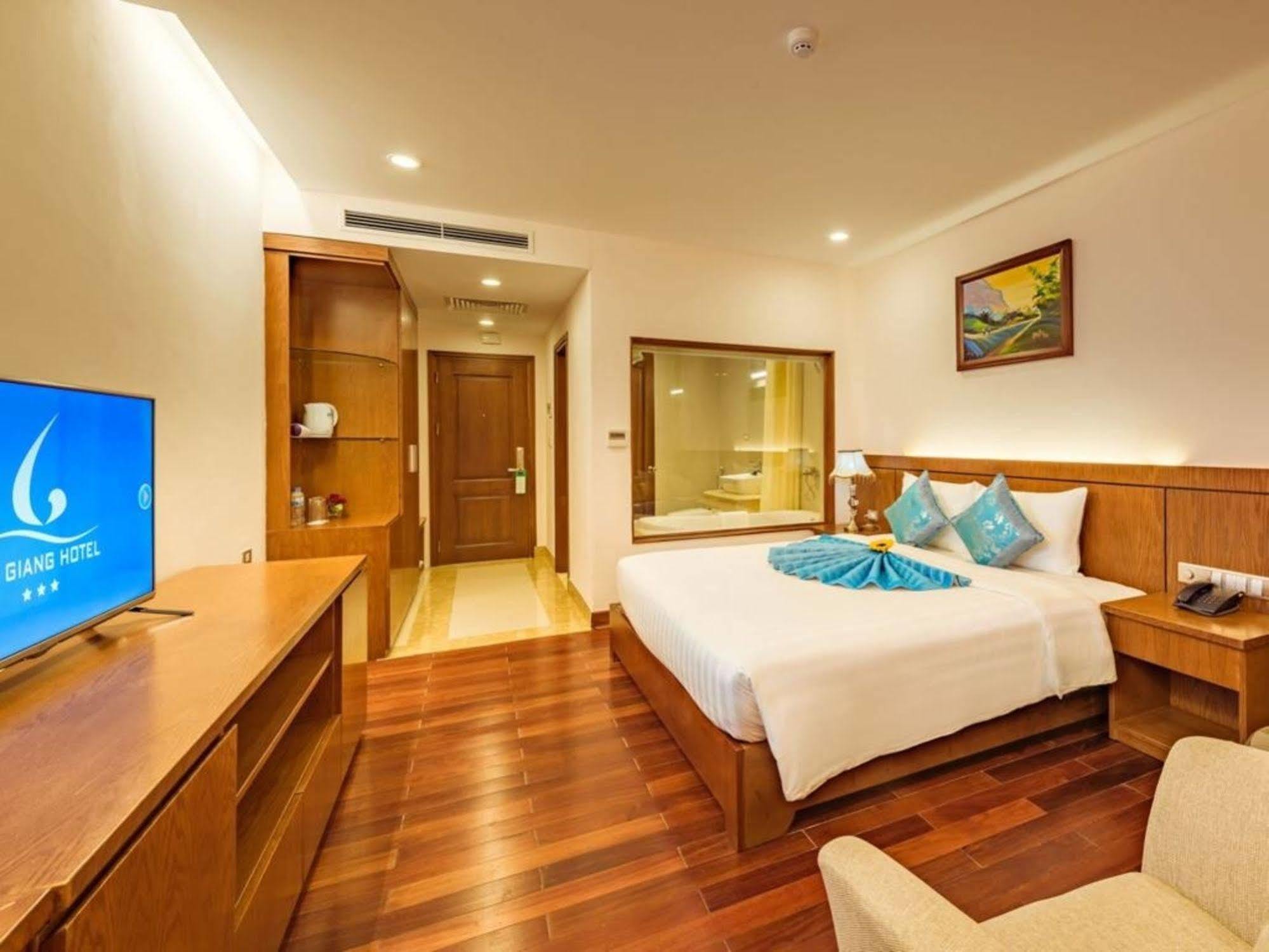 Lam Giang Hotel Вин Екстериор снимка