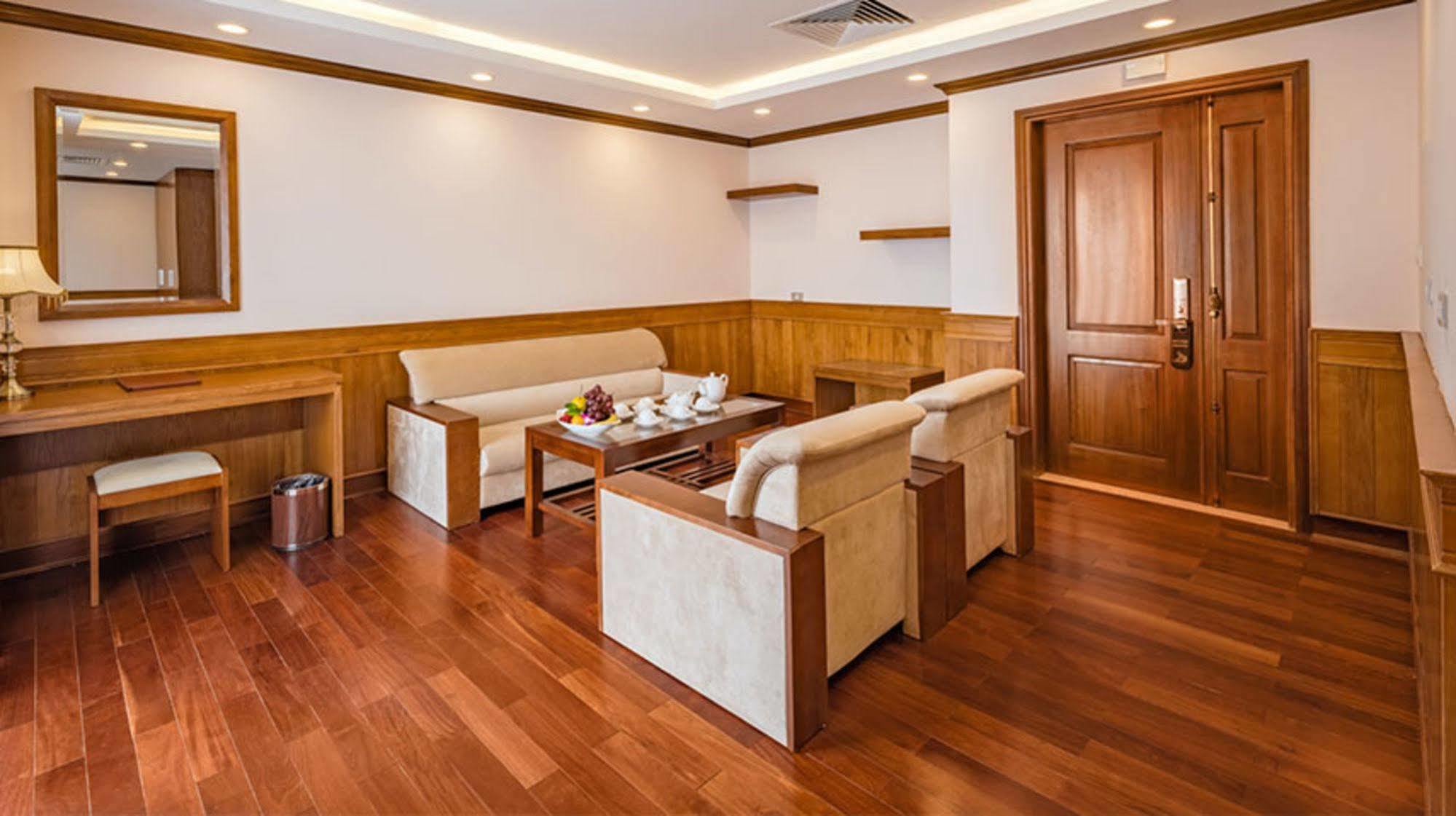 Lam Giang Hotel Вин Екстериор снимка